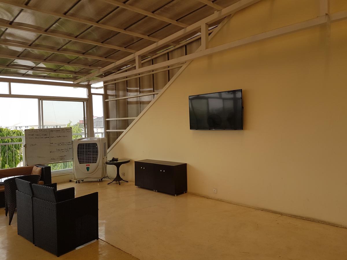 Check Inn Hotel Abuja Exterior photo