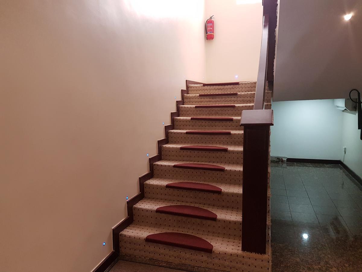 Check Inn Hotel Abuja Exterior photo