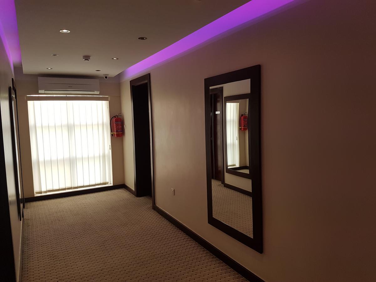 Check Inn Hotel Abuja Exterior photo